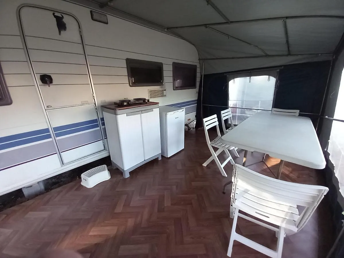 Caravan Near The Sea 6 Ugljan Κάμπινγκ